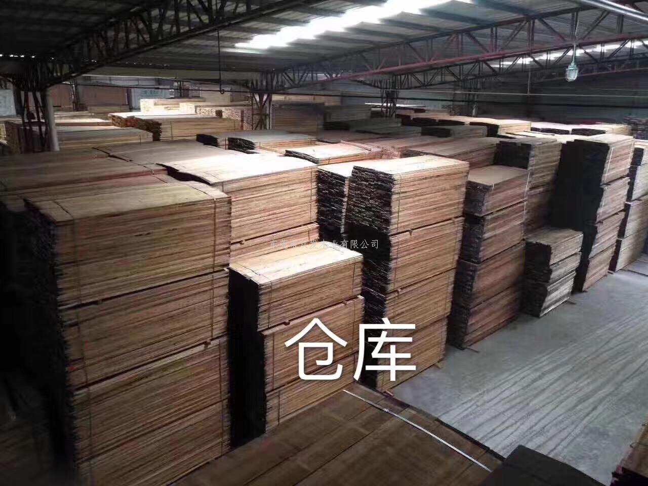 5.1雙發(fā)優(yōu)惠大酬賓活動，趕緊來參加，有買有送，多買多送！