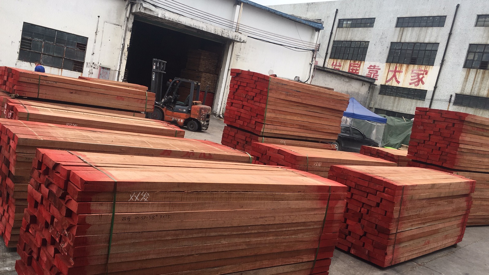 雙發(fā)到貨頂級紅花梨、超厚海棠木、淺色胡桃木